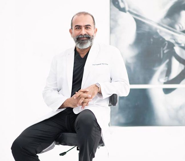 الدكتور حسام أبو العطا